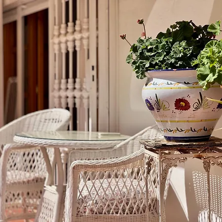 Encanto Y Confort En